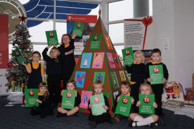 Post Office joins together with Ballacottier School to create 2014 Festival of Trees entry