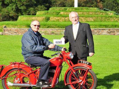 Postman Peter Hudson celebrates 60 years of service